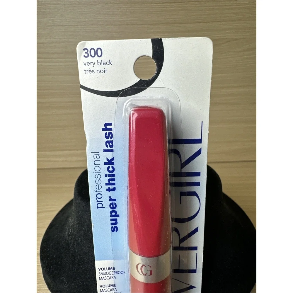 Covergirl Professional Super Thick Lash Mascara # 300 Very Black